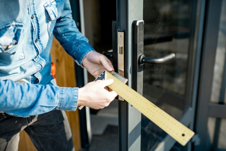 Har du brug for professionel assistance til udskiftning af lås, låsecylinder eller låsekasse?